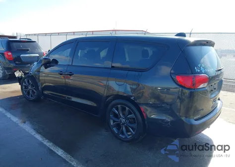 2020 Chrysler Pacifica Touring from USA, damaged, VIN 2C4RC1FG8LR150540